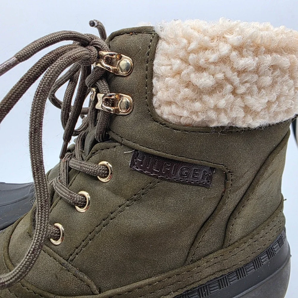 Tommy Hilfiger Women's Duck Boots Size 8M Olive Green Faux Fur Lined‎ TWRAELEN2